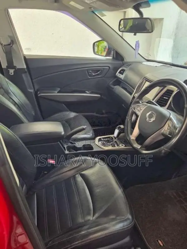 Micro Tivoli 2017 SUV (Used)