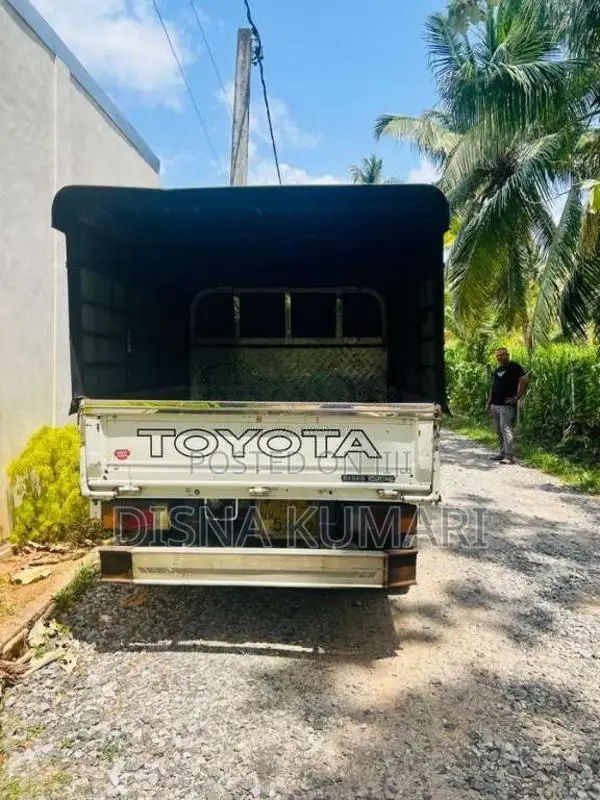 Toyota CrewCab 1997 Crew Cab Brand New