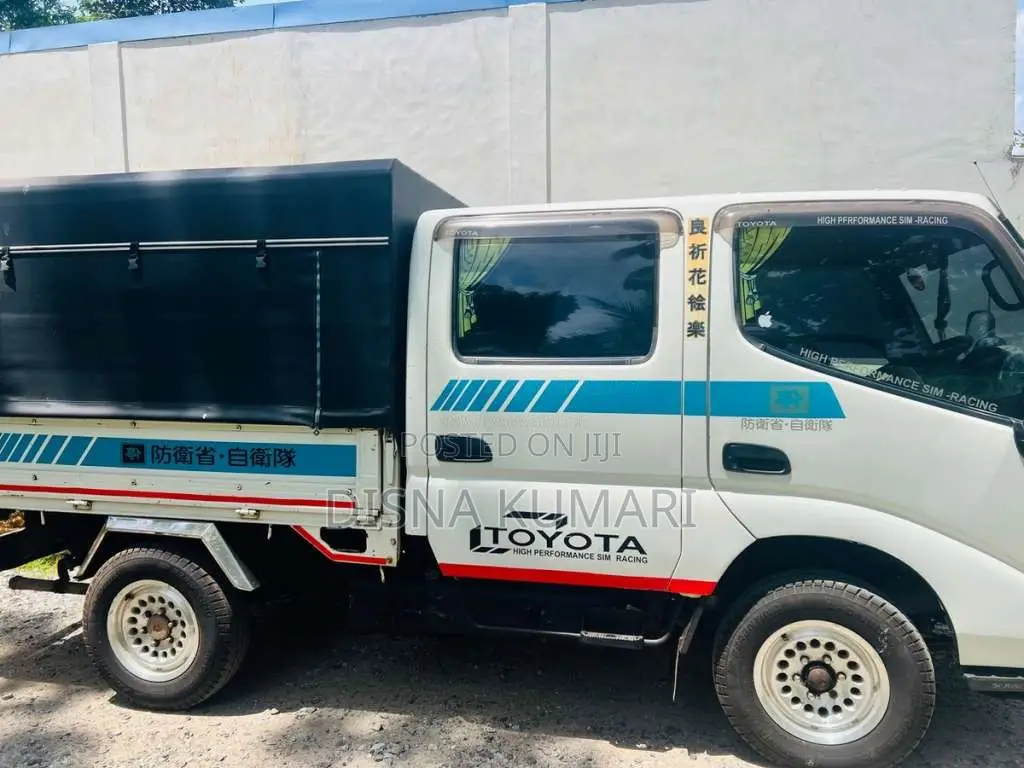 Toyota CrewCab 1997 Crew Cab Brand New