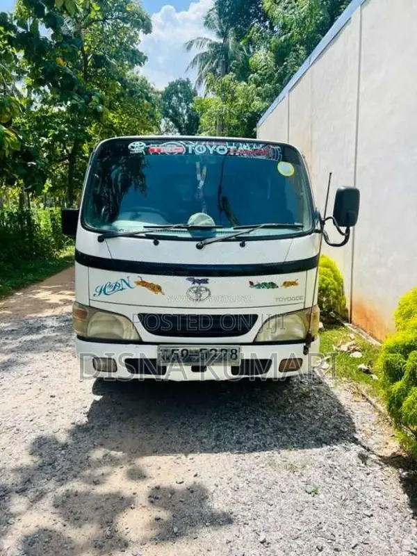 Toyota CrewCab 1997 Crew Cab Brand New