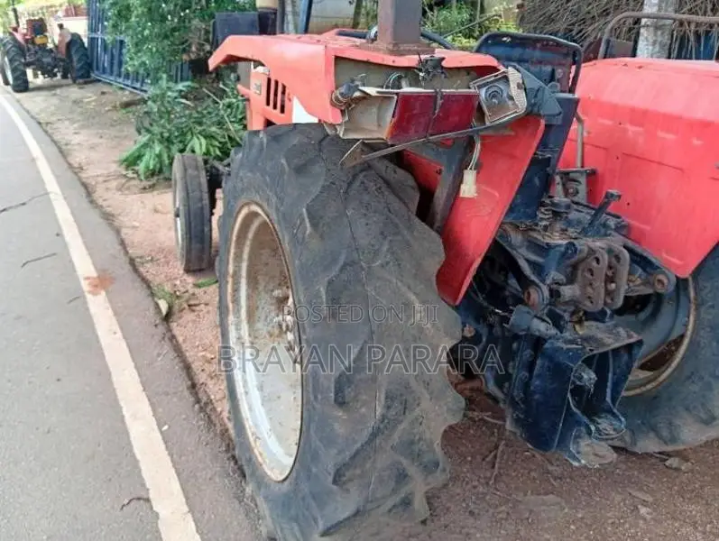 Saab Sema 2008 Tractor (Used)