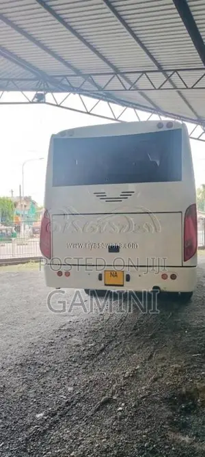 Micro YOUYI 2005 Bus (Used)