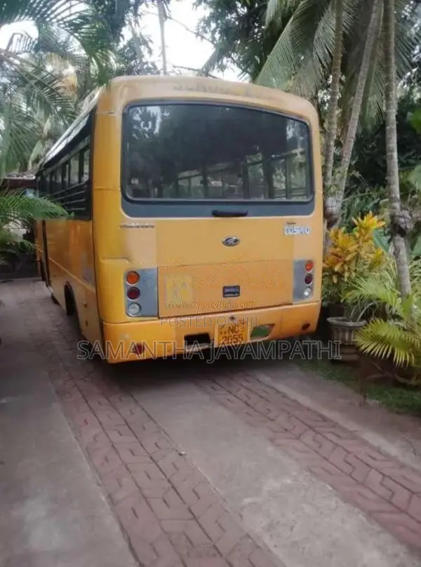 Mahindra Cosmo 2014 Bus (Used)
