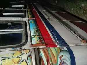 Ashok-Leyland Viking 2007 Bus (Used)