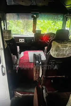 Isuzu Journey 1994 Bus (Used)