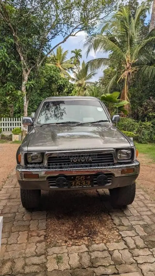Toyota Hilux 1994 Pickup (Used)