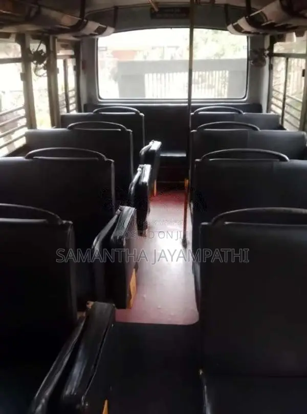 Mahindra Cosmo 2014 Bus (Used)