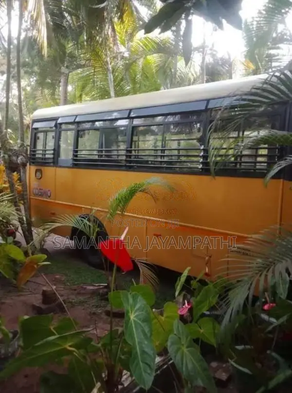 Mahindra Cosmo 2014 Bus (Used)