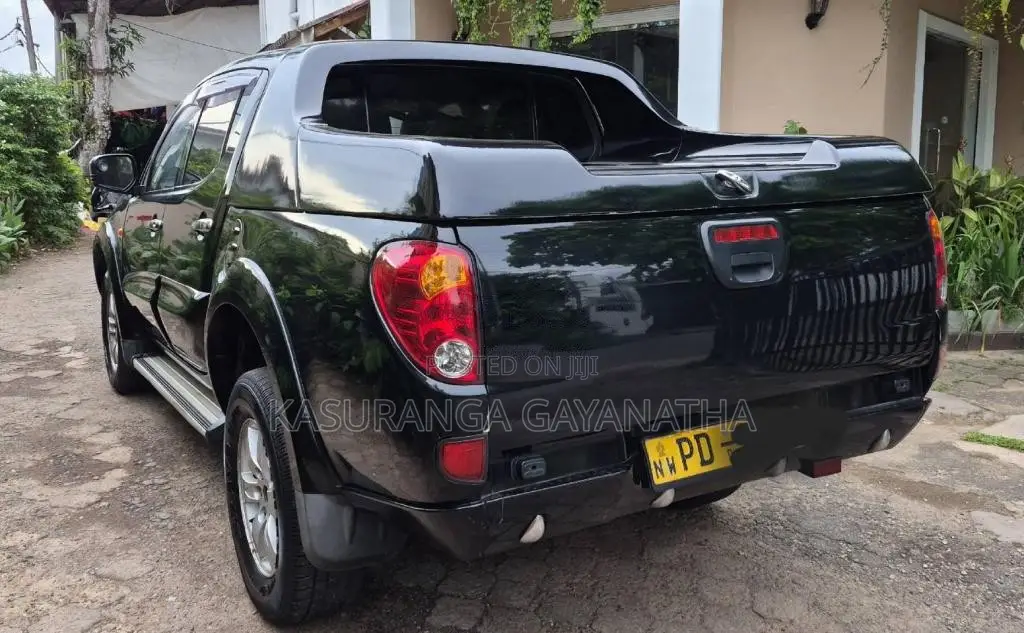 Mitsubishi L200 ANIMAL 2007 Pickup (Used)
