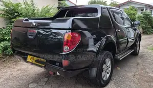 Mitsubishi L200 ANIMAL 2007 Pickup (Used)