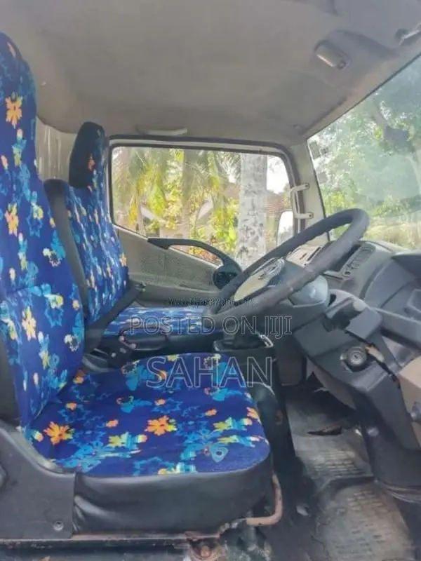 Ashok-Leyland Partner 2016 Lorry (Used)