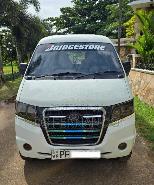 Micro Mpv 2015 Van (Used)