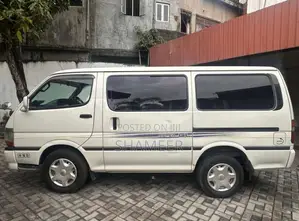 Toyota DOlPHIN HIACE RZH 102 2003 Van (Used)