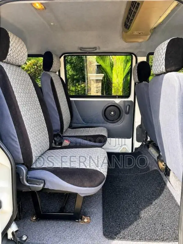 Micro Mpv 2015 Van (Used)