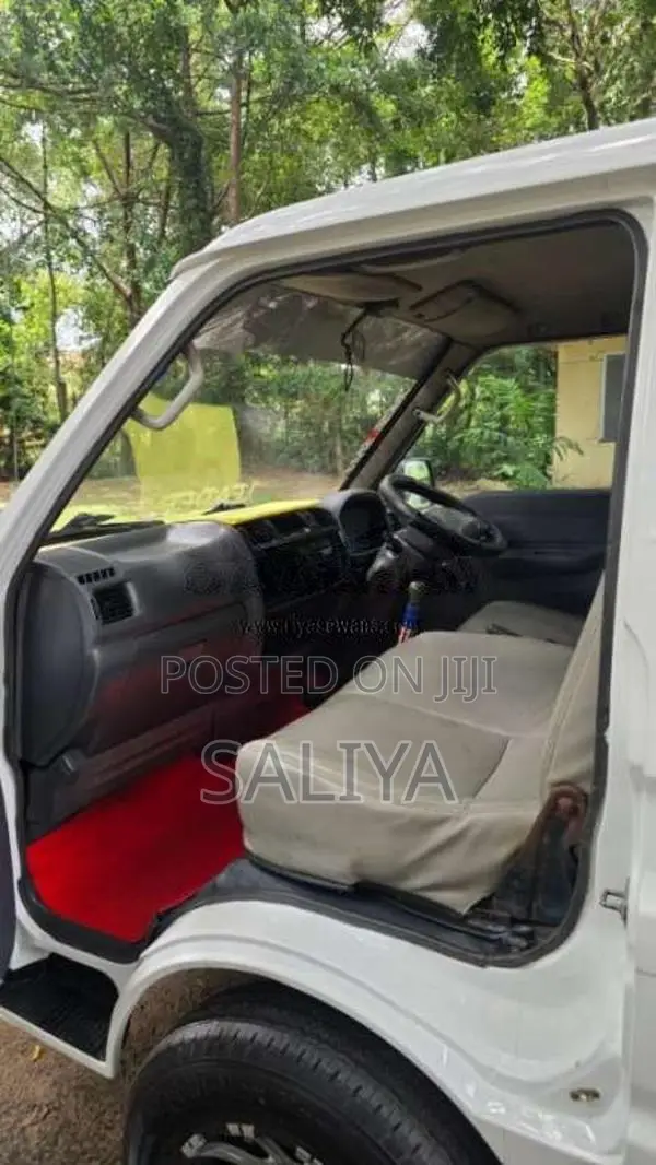 Nissan Vanette 1999 Van (Used)