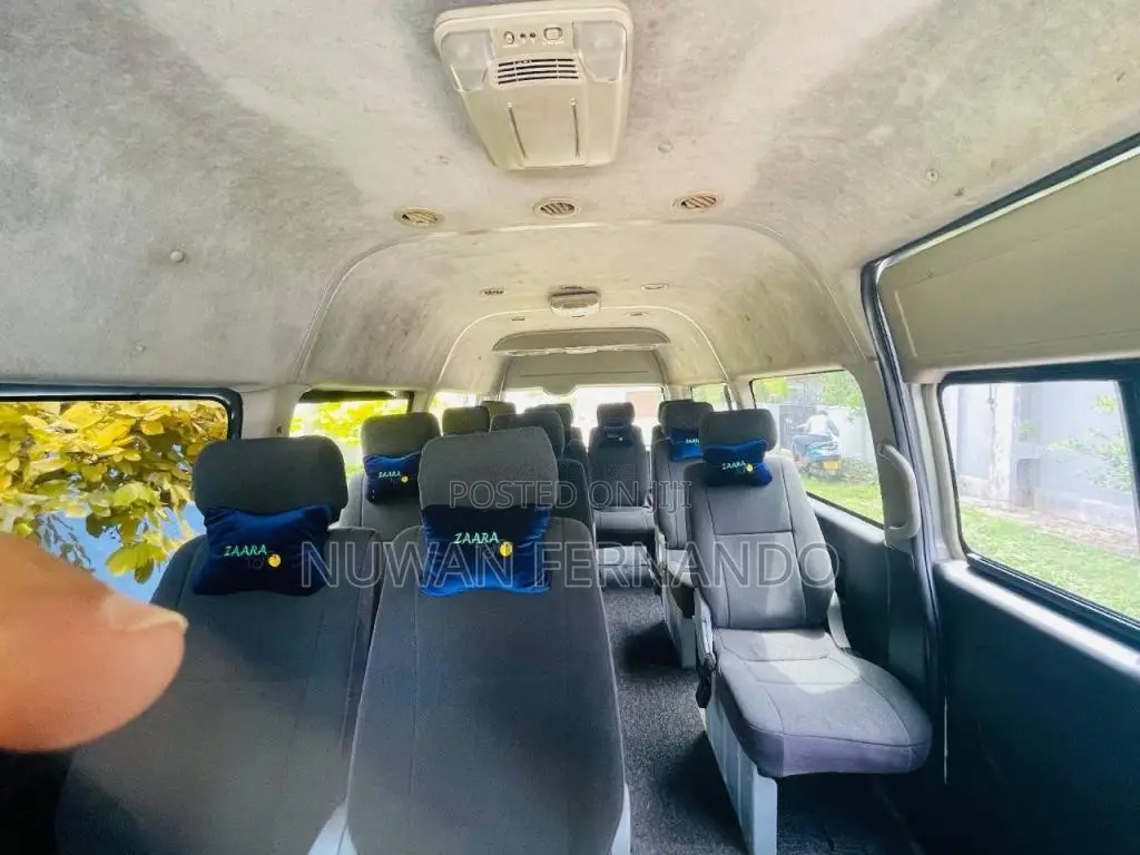 Micro Tour Joylong 2015 Van (Used)