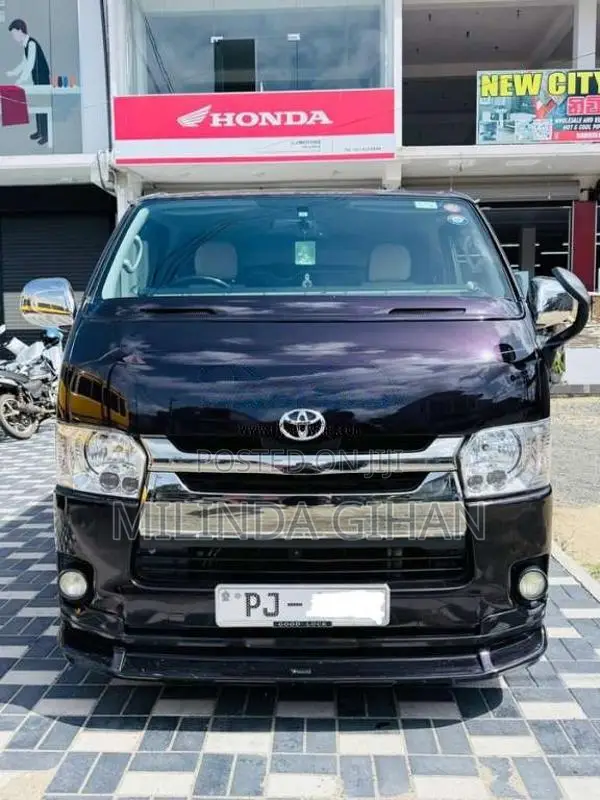 Toyota Kdh 201 Dark Prime 2015 Van (Used)
