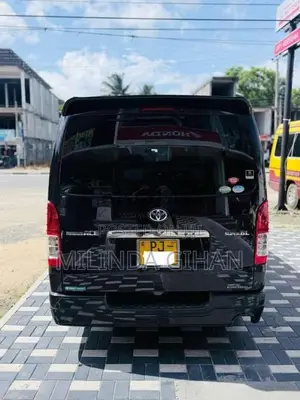 Toyota Kdh 201 Dark Prime 2015 Van (Used)