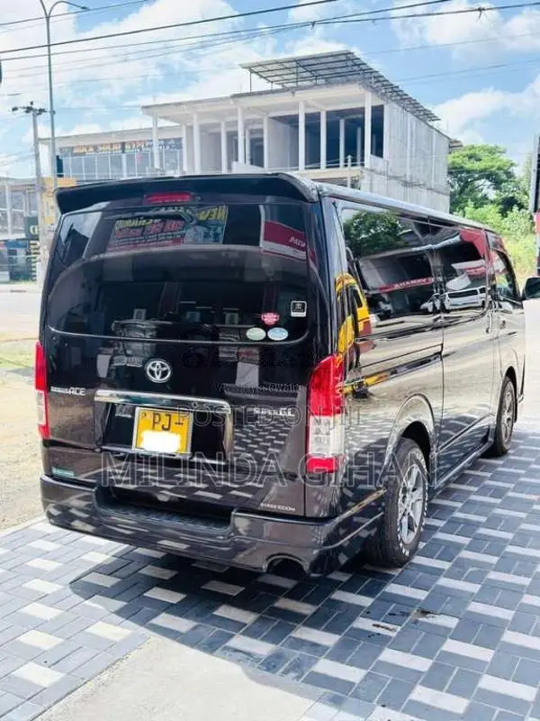 Toyota Kdh 201 Dark Prime 2015 Van (Used)