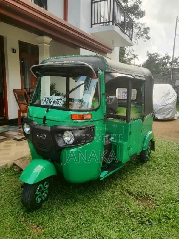 Bajaj RE 2025 Three Wheel (Used)
