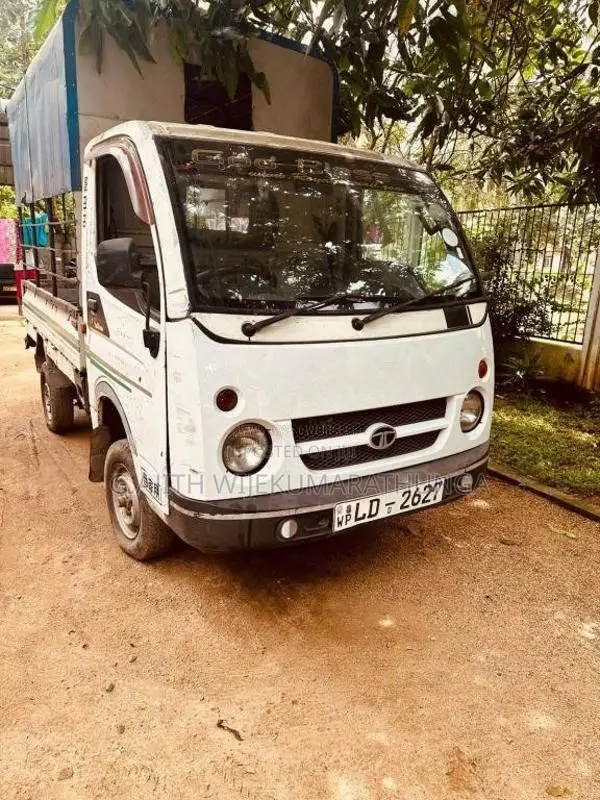 Tata Dimo Batta 2007 Lorry (Used)