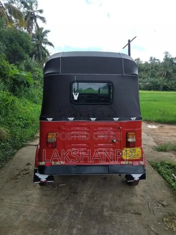 Bajaj 2 Stroke 2006 Three Wheel (Used)