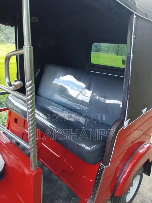 Bajaj 2 Stroke 2006 Three Wheel (Used)