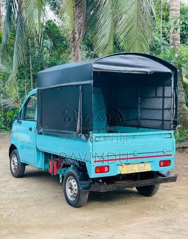 Mahindra Jeeto 2016 Lorry (Used)