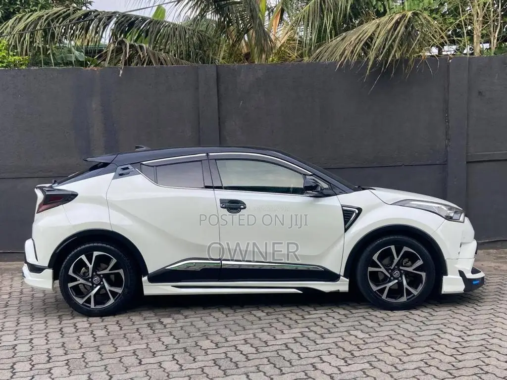 Toyota CHR NGX 10 GT TURBO 2018 SUV (Used)
