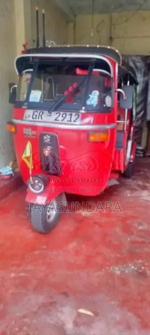 Bajaj RE 2002 Three Wheel (Used)
