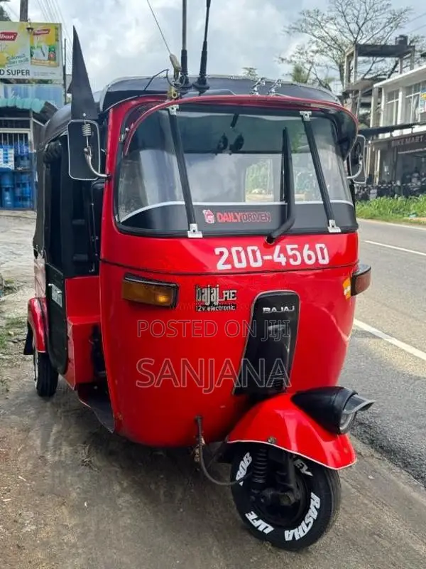 Bajaj RE 2 Stroke 1996 Three Wheel (Used)