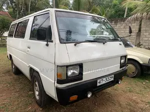 Mitsubishi L300 1985 Lorry (Used)