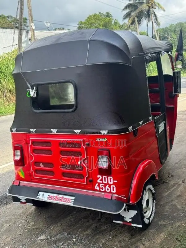 Bajaj RE 2 Stroke 1996 Three Wheel (Used)