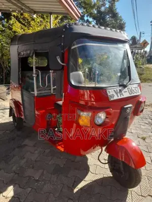 Bajaj 4 Stroke 2011 Three Wheel (Used)