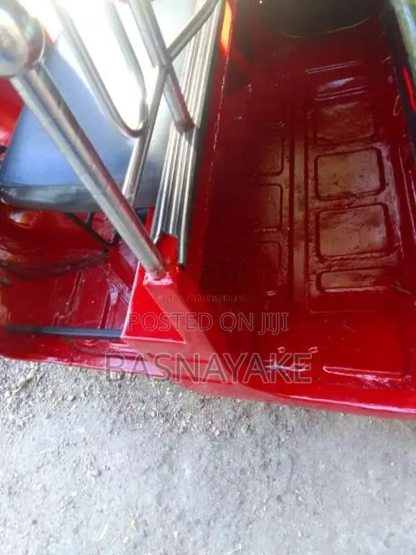 Bajaj 4 Stroke 2011 Three Wheel (Used)
