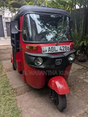 Bajaj 4 Stroke 2016 Three Wheel (Used)