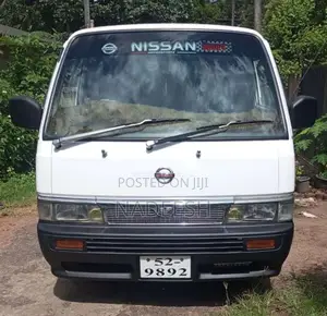 Nissan Caravan 1992 Van (Used)