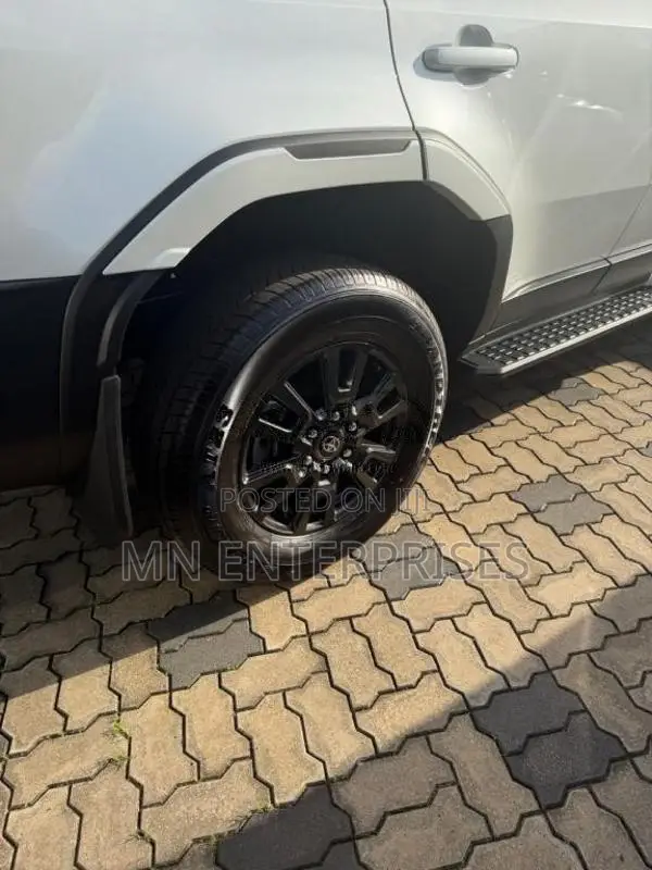 Toyota Prado 2026 SUV Unregistered (Recondition)