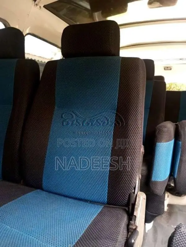 Nissan Caravan 1992 Van (Used)