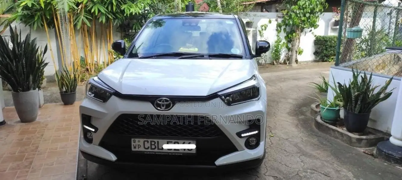 Toyota Raize 2020 SUV (Used)