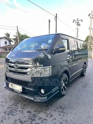 Toyota KDH Super GL 2006 Van (Used)