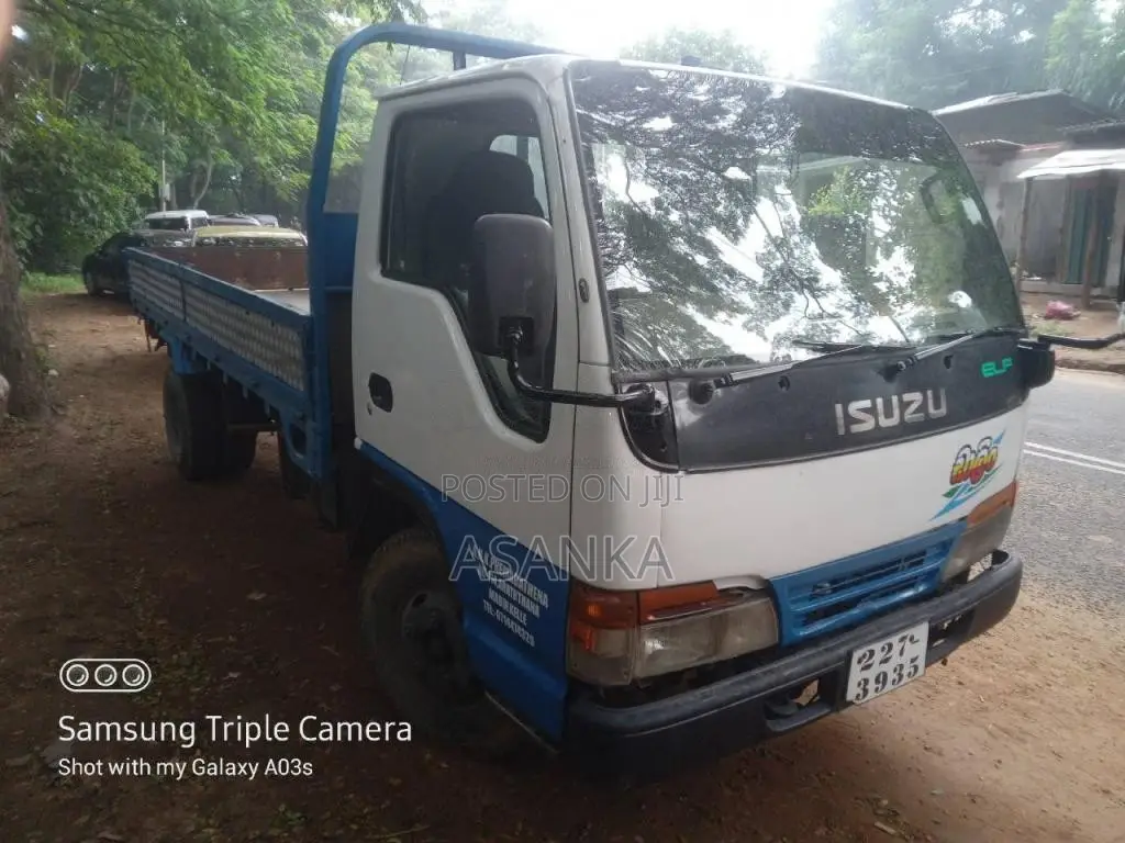 Isuzu JAANKR55L 1996 Lorry (Used)