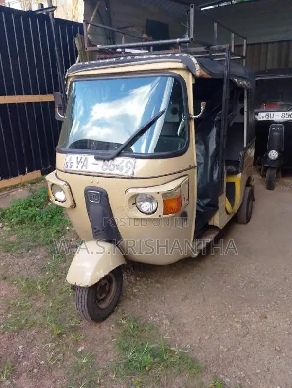 Bajaj RE 2010 Three Wheel (Used)