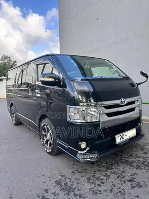 Toyota KDH Super GL 2006 Van (Used)