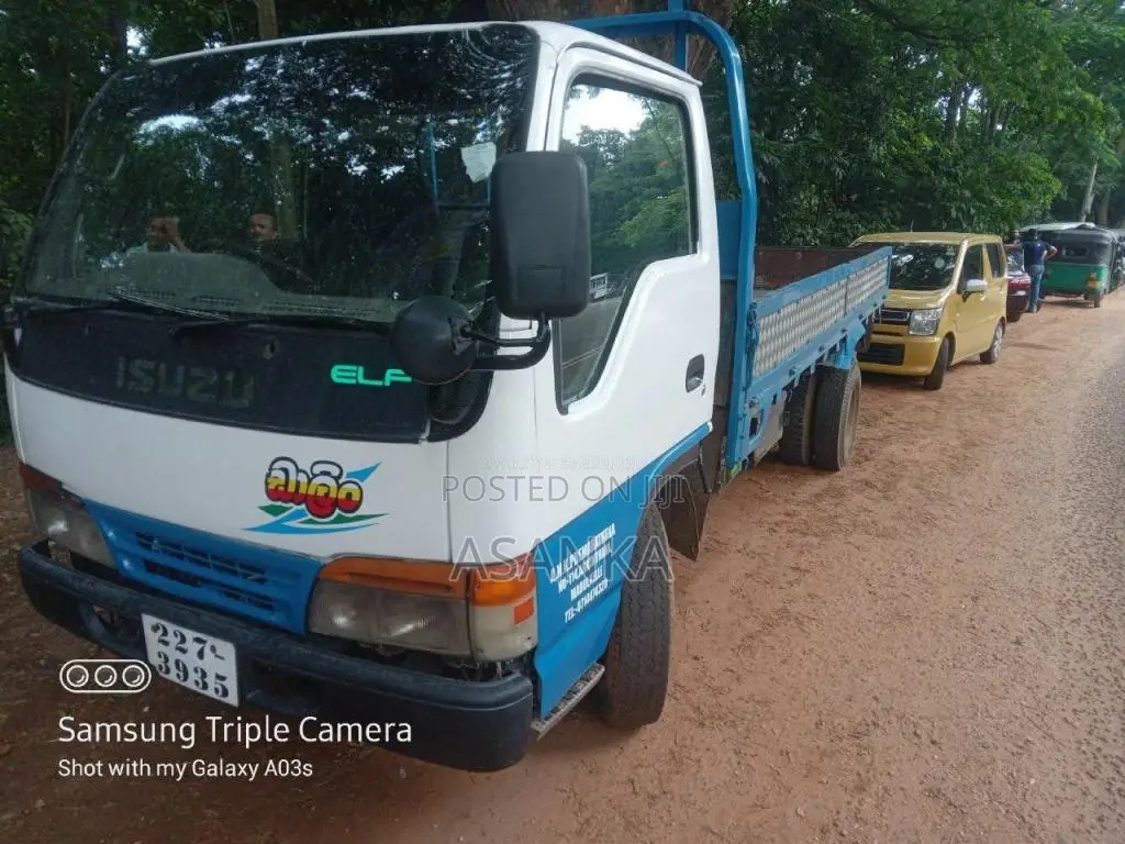 Isuzu JAANKR55L 1996 Lorry (Used)