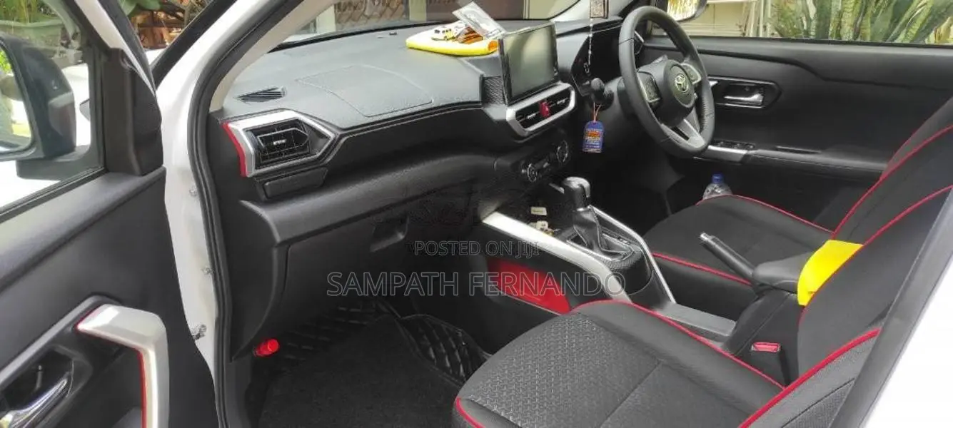Toyota Raize 2020 SUV (Used)