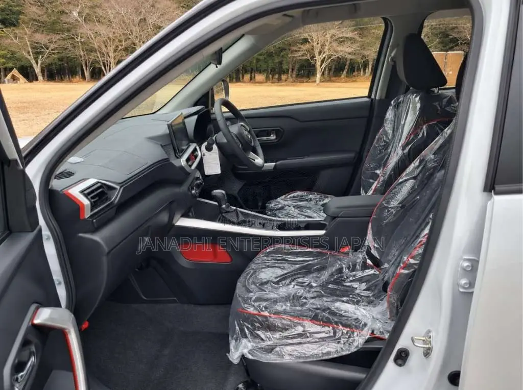 Toyota Raize Z Hybrid 2026 SUV Brand New