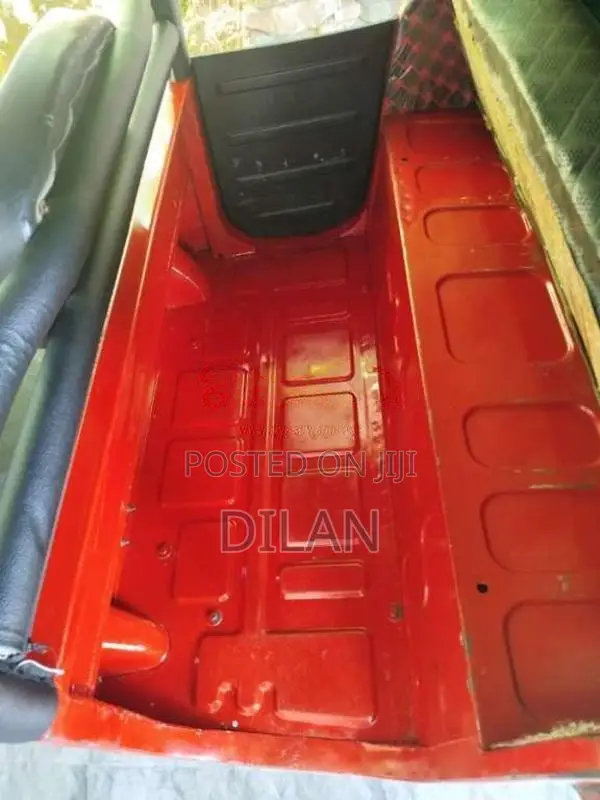 Bajaj 4 Stroke 2014 Three Wheel (Used)