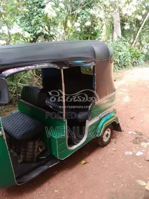 Bajaj 2 Stroke 2003 Three Wheel (Used)