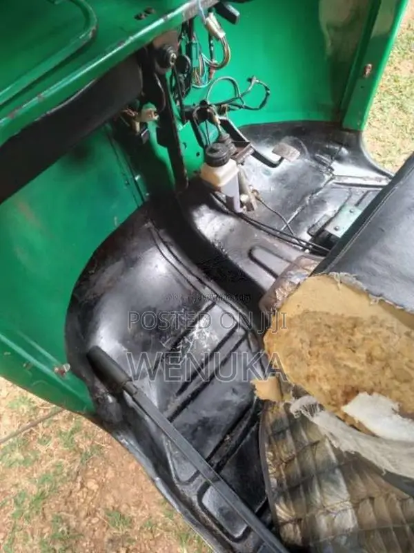 Bajaj 2 Stroke 2003 Three Wheel (Used)